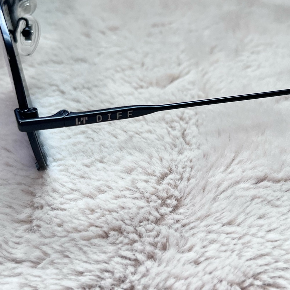 Diff Sunglasses - image 5